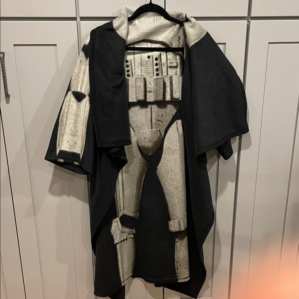 Star Wars fleece robe/wearable blanket